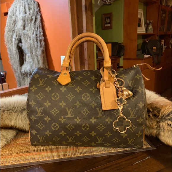 🎁💚AUTH SPEEDY 30 NAME TAG EUC BEAUTIFUL💚🎁 - Picture 2 of 8